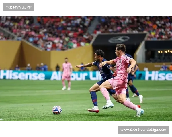 重温欧冠传奇时刻 卡洛斯落叶任意球再现绿茵奇迹