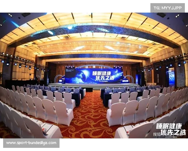 社交化互动功能嵌入直播，扩大赛事传播与用户黏性。